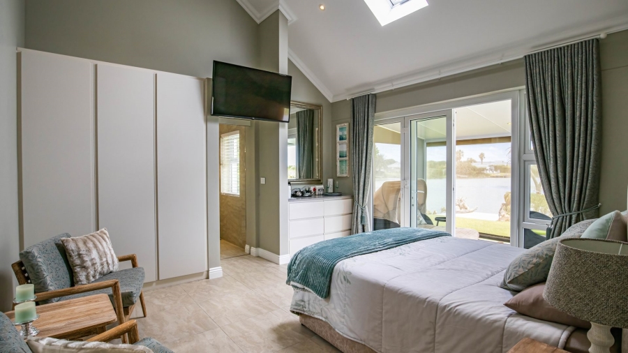 3 Bedroom Property for Sale in Lake Michelle Western Cape